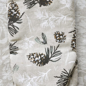 Käbidega pajakinnas