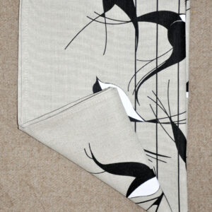 Pääsukestega köögirätik