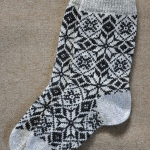 Rahvusmustriga sokid