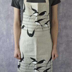 Pääsukestega põll