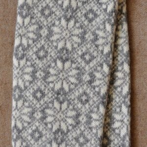 Rahvusmustriga säärised