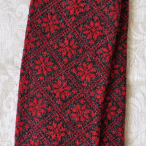 Rahvusmustriga säärised