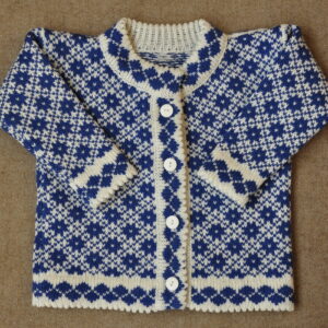 Rahvusmustriga kampsun