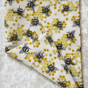 Mesilastega köögirätik