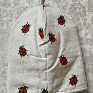 Lepatriinudega kohvikannusoojendaja