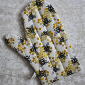 Mesilastega pajakinnas