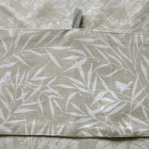 Oksde ja linnukesega pikkpajalapp