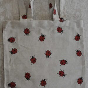 Lepatriinudega poekott