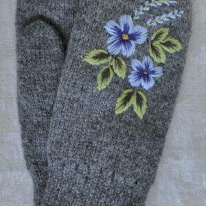 Lilledega topeltlabakud