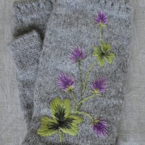 Ristikheinaga kätised