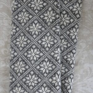 Rahvusmustriga säärised