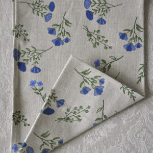 Lilledega köögirätik