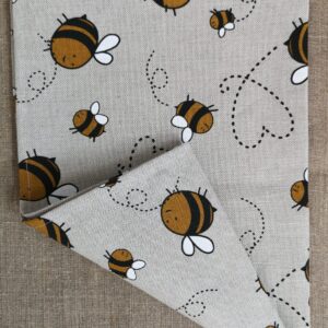 Mesimummudega köögirätik