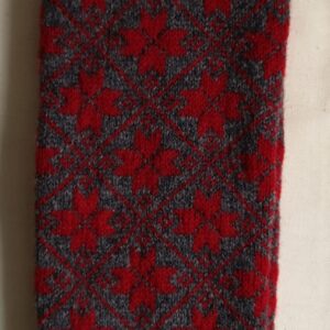 Rahvusmustriga säärised